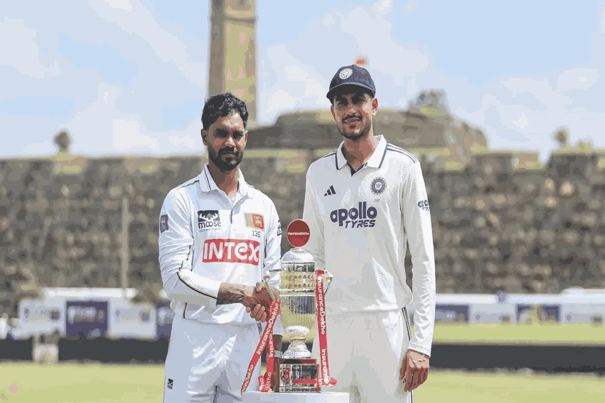 IND vs SL: भारत ने टॉस जीतकर बल्लेबाजी चुनी, स्पिनर सारांश जैन करेंगे डेब्यू , इस दिग्गज की हुई टीम से छुट्टी