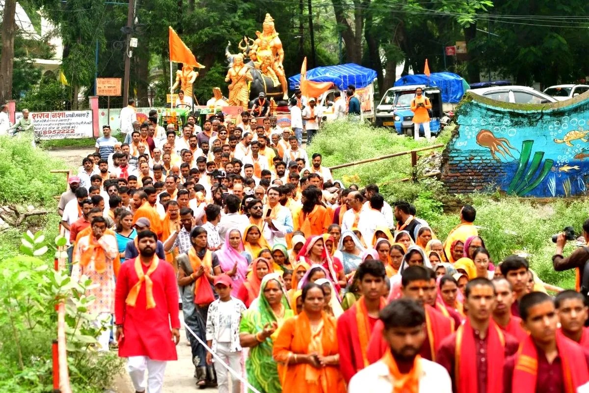 कावड़ यात्रा में 5,55,555 महामृत्युंजय जाप