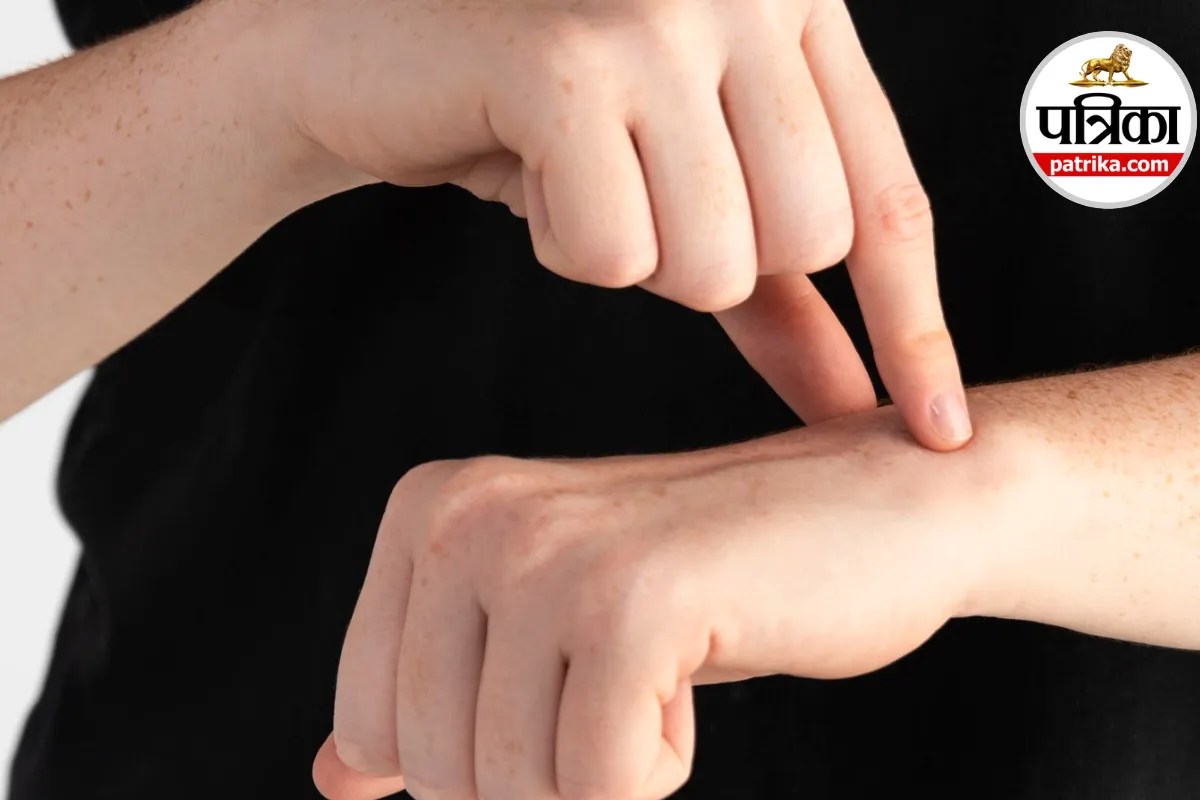 उंगलियों की हरकत पर असर डाल सकती है नस की समस्या, जानें Radial Nerve Compression के लक्षण और कारण