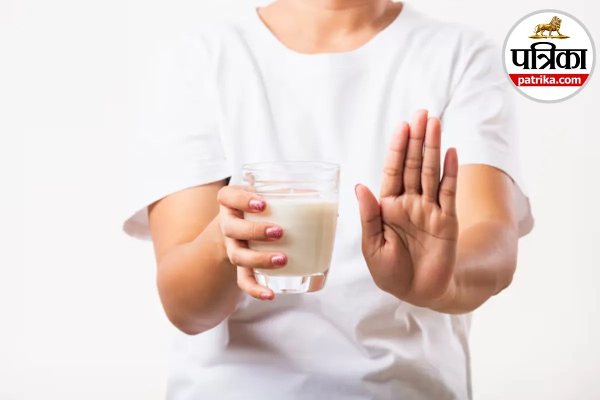 दूध पीते ही पेट फूलना और गैस बनने लगे? हो सकता है Lactose Intolerance का संकेत, एनएचएस और NIDDK से जानें इसके लक्षण और कारण
