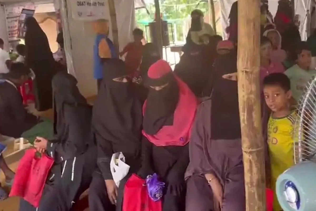 बांग्लादेश में गहराया रोहिंग्या संकट, फंडिंग घटी तो कैंपों की हालत बदतर