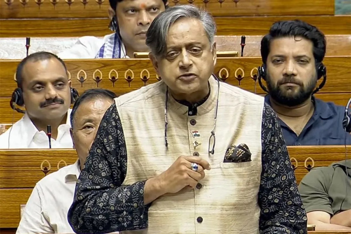 कांग्रेस ने मुद्दा उठाया, फिर CJP क्यों छा गई? शशि थरूर ने अपनी ही पार्टी को दिखाया आईना