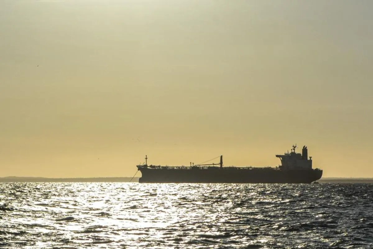 Two vessels hijacked: 22 भारतीयों पर संकट! यमन और सोमालिया के पास दो कमर्शियल जहाज हाईजैक