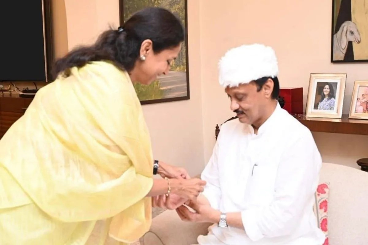 Raksha Bandhan: राजनीति से परे भाई-बहन का वो अनकहा प्यार! सुप्रिया सुले ने शेयर की बचपन की वो मीठी यादें, जो हर आंख को कर देंगी नम