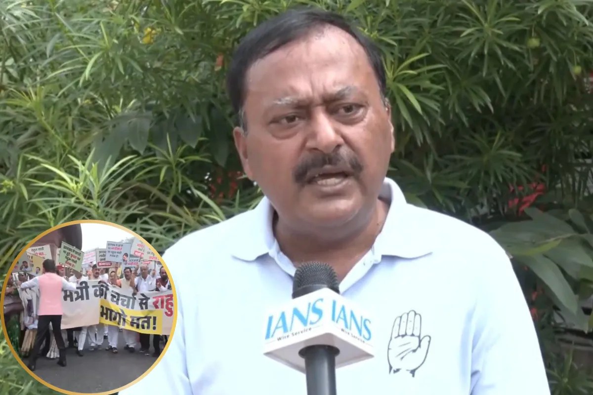 झारखंड में छात्रों पर हुई कार्रवाई को लेकर कांग्रेस का BJP पर हमला, सुरेंद्र राजपूत बोले- बाहर से आए भाजपा के गुंडों ने किया हंगामा
