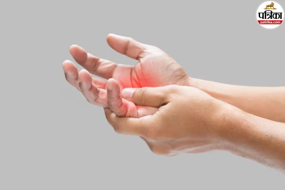 Hand Sensations: हाथों में झनझनाहट, जलन, ठंडापन या करंट जैसा एहसास, हर लक्षण किस बीमारी की ओर इशारा करता है?