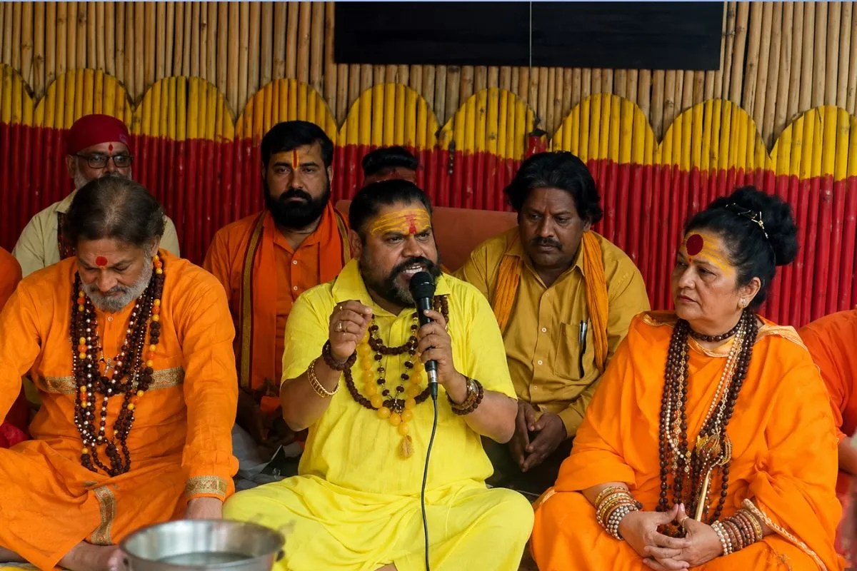 साधु-संतों का ऐलान; अब मथुरा में श्रीकृष्ण जन्मभूमि के लिए 6 दिसंबर में होगी कारसेवा, जानिए यह तारीख क्यों है अहम