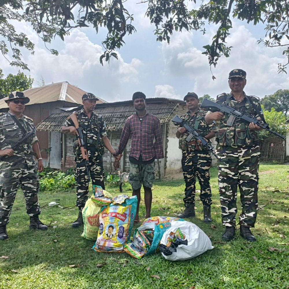 SSB ने लेटी चौकी पर 1620 पैकेट तंबाकू पकड़ी:गुप्त सूचना पर कार्रवाई, एक तस्कर अरेस्ट; दूसरा नेपाल की ओर भागा