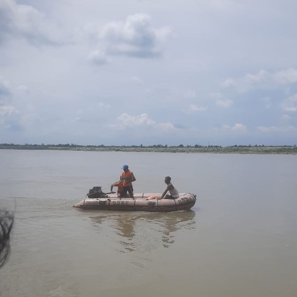 किशनगंज के महानंदा नदी में युवक लापता:नहाते समय गहरे पानी में गया, खोजबीन अभियान जारी