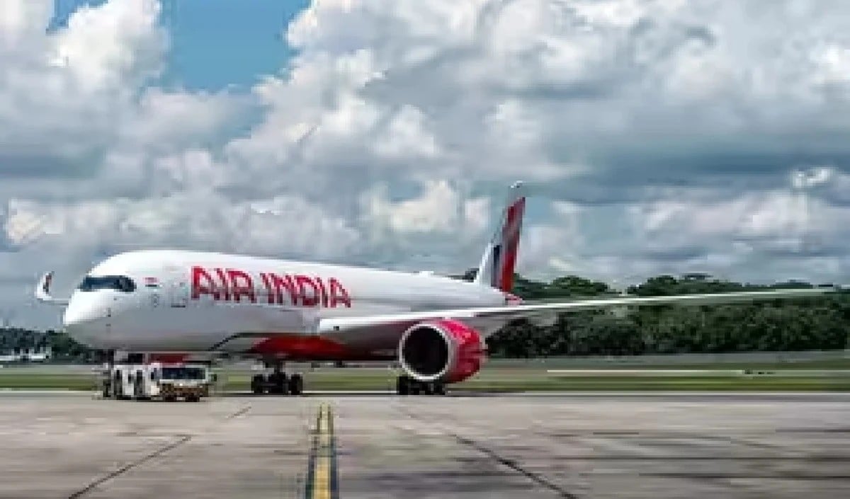 Air India को चाहिए .5 Billion की भारी Funding, Tata Sons और Singapore Airlines से मांगी बड़ी मदद