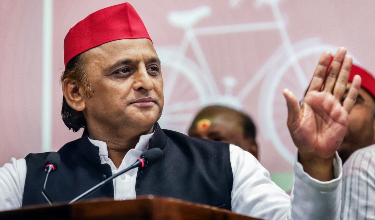 Akhilesh Yadav ने ठुकराई Bulletproof Jacket, बोले- मिली तो पत्रकारों को दे दूंगा | UP Politics