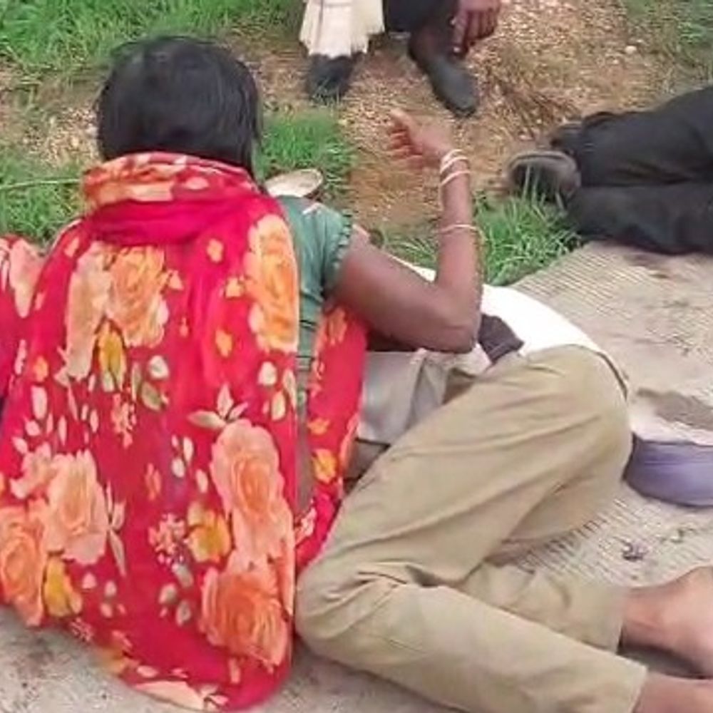 सरई के गन्नई में ऑटो-बाइक में भिड़ंत, दो घायल:घायलों का अस्पताल में इलाज जारी