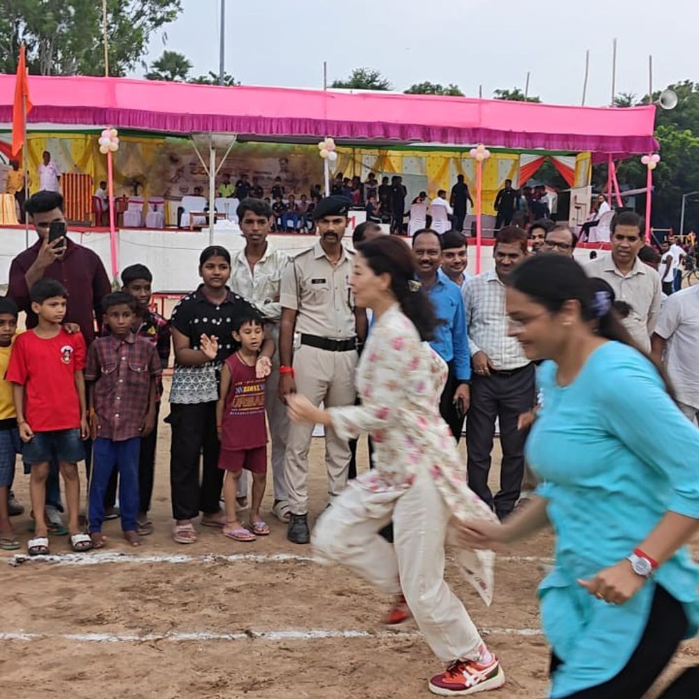 राष्ट्रीय खेल दिवस पर जहानाबाद में स्पोर्ट्स मीट:डीएम छिरिङ वाई भूटिया ने दौड़ में भाग लिया, म्यूजिकल चेयर आयोजित