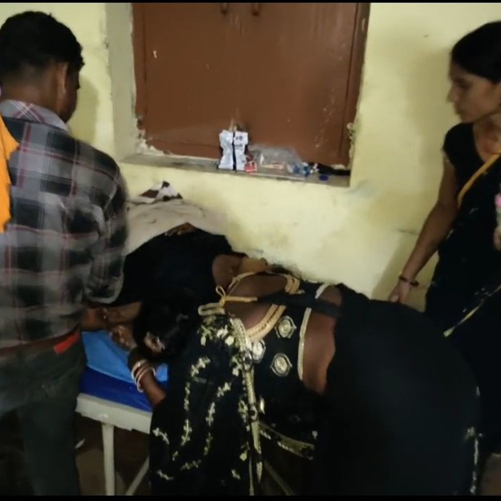 बक्सर के निजी अस्पताल में महिला की मौत:परिजनों ने इलाज में लापरवाही और पति से मारपीट का लगाया आरोप