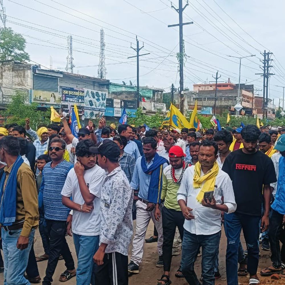 अनूपपुर में विश्व आदिवासी दिवस पर रैली:मूलनिवासियों ने पारंपरिक नृत्य किया, प्रकृति पूजा कर संरक्षण का संदेश दिया