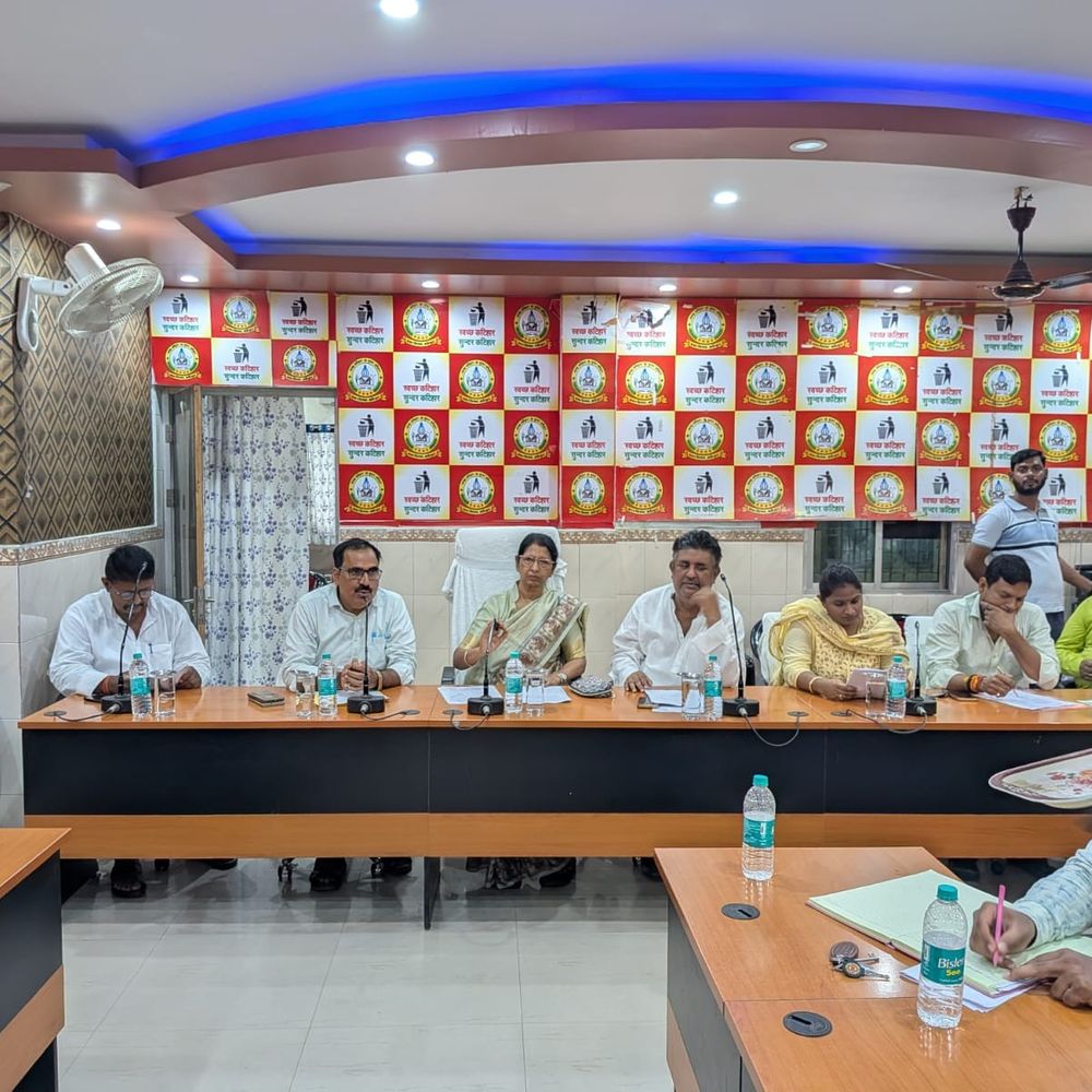 कटिहार में स्वतंत्रता दिवस समारोह की रिव्यु मीटिंग:मेयर ने अधिकारियों को दिए आवश्यक निर्देश