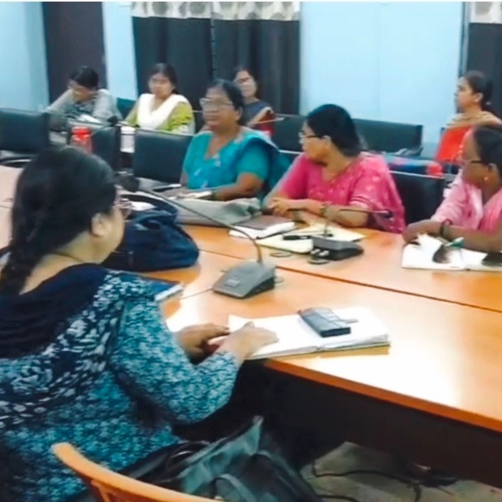शेखपुरा में DDC ने ICDS की रिव्यु की:सरकारी भवन नहीं होने पर किराए के मकान में चलेंगे केंद्र