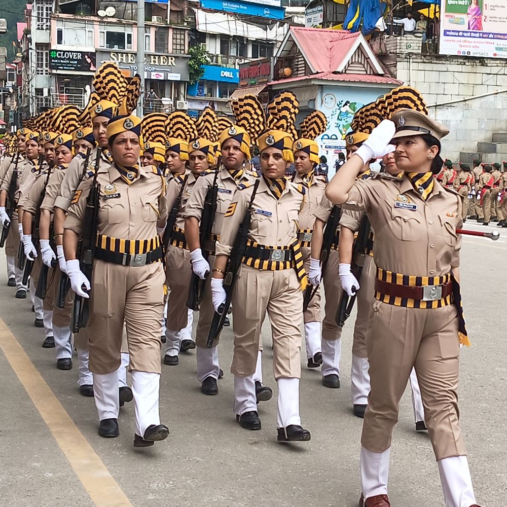 मंडी में मंत्री अनिरूद्ध सिंह फहराएंगे तिरंगा:स्वतंत्रता दिवस समारोह की तैयारियां पूरी, परेड की फाइनल रिहर्सल हुई; SP-ASP ने संभाला मोर्चा