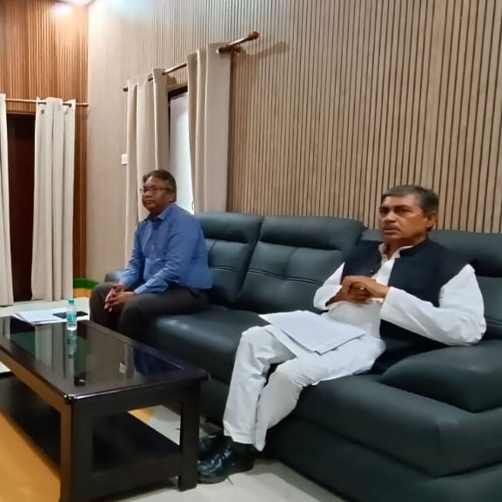 कृषक समृद्धि आयोग ने कृषि योजनाओं की समीक्षा की:किसानों के सर्वांगीण विकास हेतु प्रभावी क्रियान्वयन के दिए निर्देश
