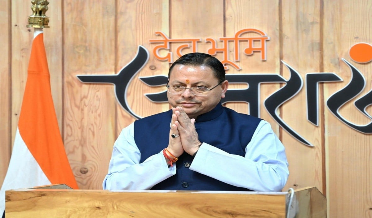 CM Dhami in Dehradun: सशक्त बहना उत्सव योजना से Women Empowerment को मिली नई उड़ान, बढ़ा स्वरोजगार