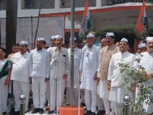 स्कूल-कॉलेज में ‘पुलिस दीदी’ की तैनाती पर कांग्रेस का हमला:कांग्रेस की पूर्व विधायक बोलीं- मुख्यमंत्री ने इनडायरेक्टली स्वीकार किया कि बिहार में अपराध बढ़ा है