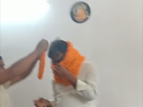 लोजपा अल्पसंख्यक प्रकोष्ठ की समीक्षा बैठक, शाकिब बने जिलाध्यक्ष:पंचायत से बूथ स्तर तक कार्यकर्ता को सक्रिय रहने के निर्देश, संगठन विस्तार पर मंथन
