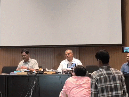 स्टूडेंट्स प्रोटेस्ट पर BPSC बोला-हाथी चले बाजार, कुत्ते भौंके हजार:TRE-4 में PT-MAINS और नेगेटिव मार्किंग रहेगी; दिसंबर-जनवरी में हो सकता है एग्जाम