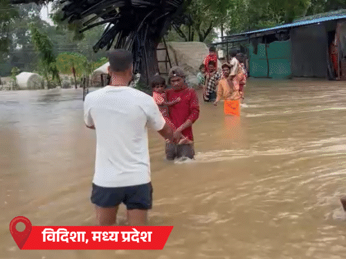 MP में भारी बारिश, भोपाल में सभी स्कूल बंद:यूपी में गंगा-यमुना समेत 10 नदियां उफान पर, बिहार के 12 जिलों में अलर्ट