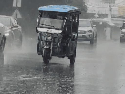 MP में स्ट्रॉन्ग सिस्टम…मानसून ने रफ्तार पकड़ी:जबलपुर समेत 13 जिलों में आज हैवी रेन; 2 दिन बाद पश्चिमी हिस्से में असर