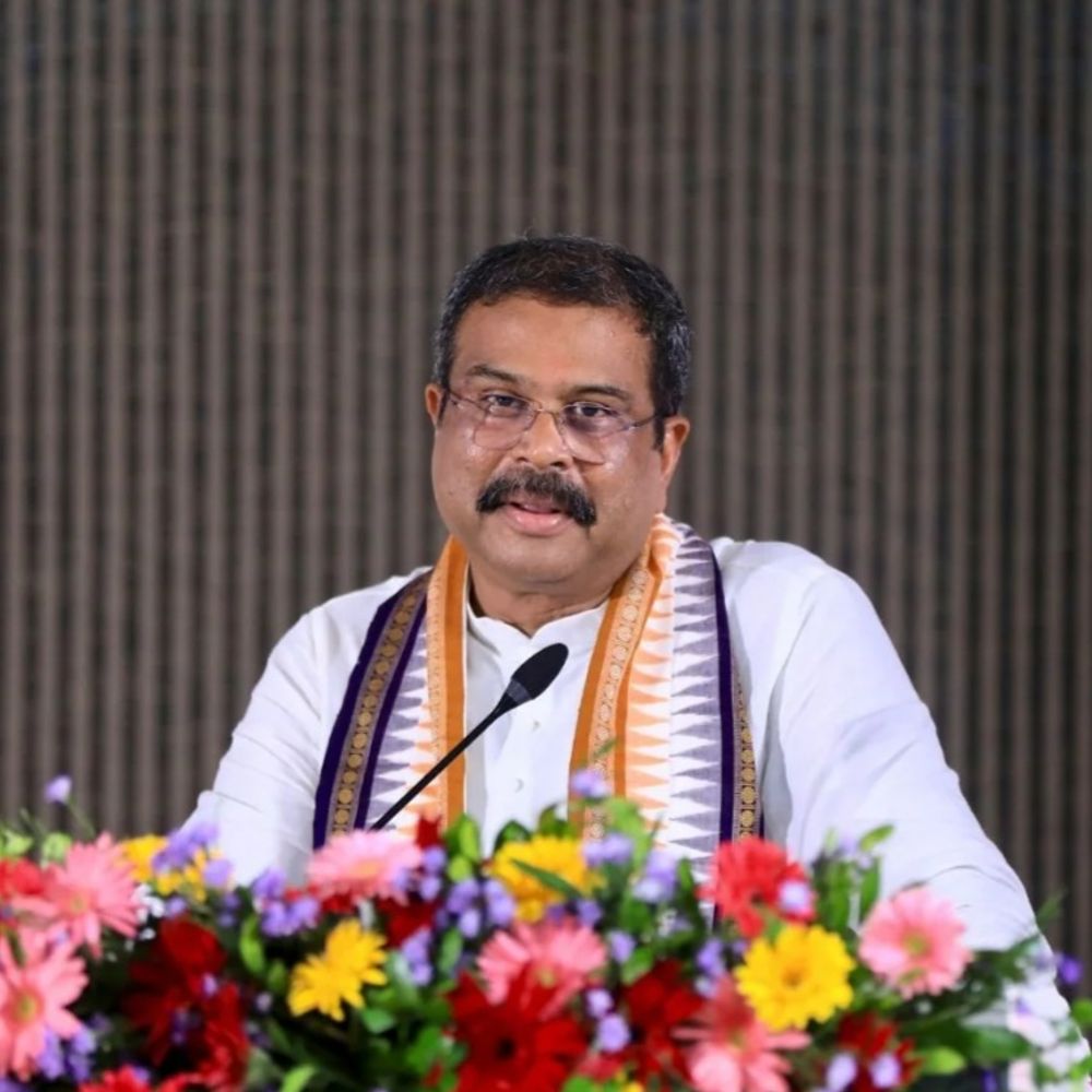 धर्मेंद्र प्रधान बोले- बच्चों की आकांक्षाएं पद से ज्यादा जरूरी:पीएम से चर्चा के बाद इस्तीफा दिया; Gen Z को भटकाने की कोशिश हुई
