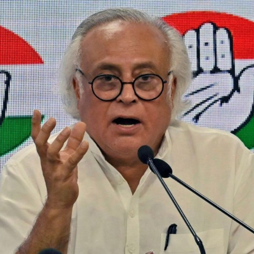 जयराम रमेश का दावा-IIT डायरेक्टर्स को आरएसएस संवाद की जिम्मेदारी:मोहन भागवत से पूर्व छात्रों की मुलाकात कराएं, 25 अगस्त से 3 देशों के दौरे पर