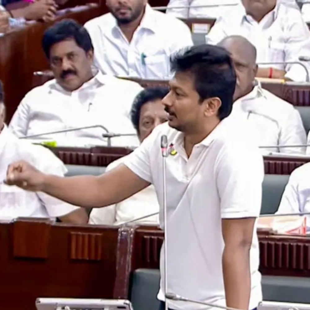 DMK के 59 विधायकों का सरकारी कार लेने से इनकार:उदयनिधि बोले- सरकार कर्ज में, पहले विधायकों की संपत्ति की जांच हो