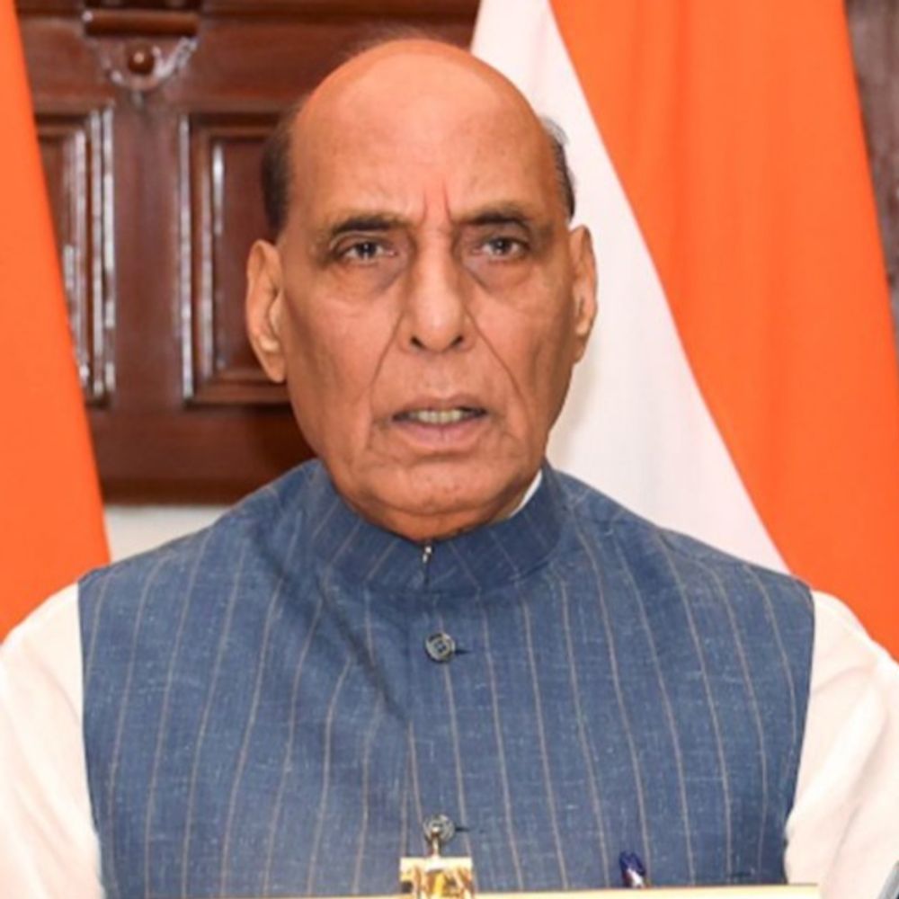 मिसाइल तकनीक निजी कंपनियों को देने की मंजूरी:आकाश, अस्त्र और नाग मिसाइलें बन सकती हैं; राजनाथ बोले- घरेलू उत्पादन बढ़ाने का टारगेट