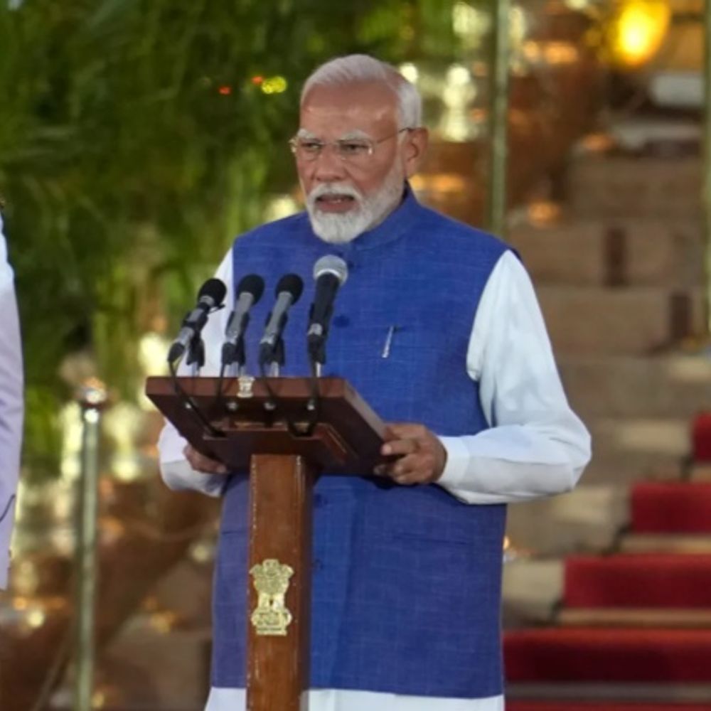 रिपोर्ट-आज चुनाव हुए तो NDA को 326 सीटों का अनुमान:लेकिन सरकार की लोकप्रियता में कमी के संकेत; 2024 में मिली थीं 293 सीटें