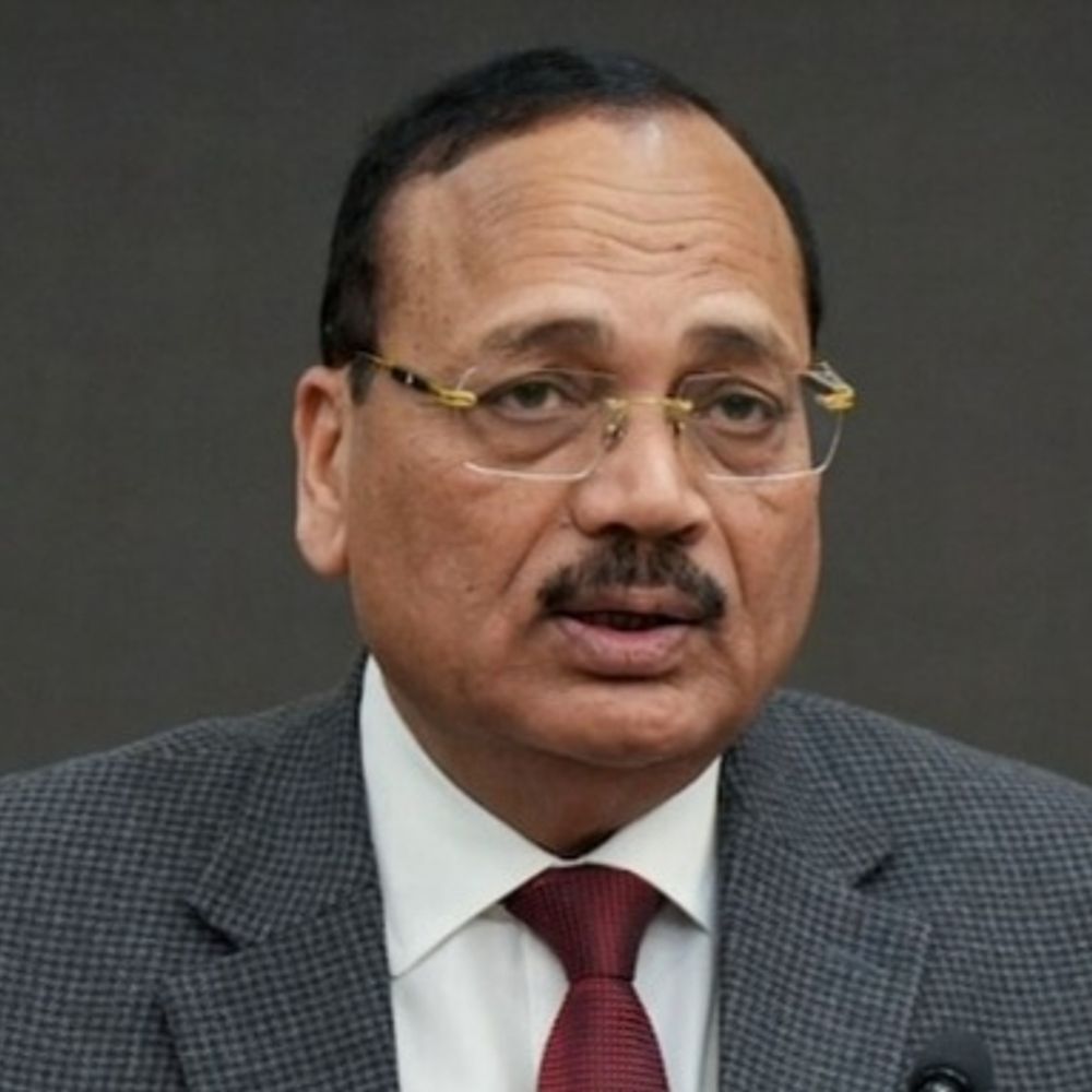 CJI बोले-गंभीर मामलों में न्यायपालिका संसद का इंतजार नहीं करती:डिजिटल अरेस्ट पर खुद संज्ञान लिया; केंद्र को कठोर कानून बनाने के लिए कहा