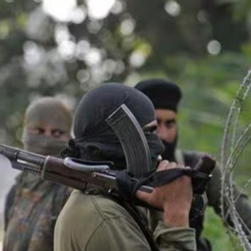 आतंकी पोर्न वेबसाइट्स पर सीक्रेट चैटिंग कर रहे:पाकिस्तान में बैठे हैंडलर्स इसी पर मैसेज भेजते; एन्क्रिप्टेड ऐप्स के जरिए पहचान छिपाने की कोशिश