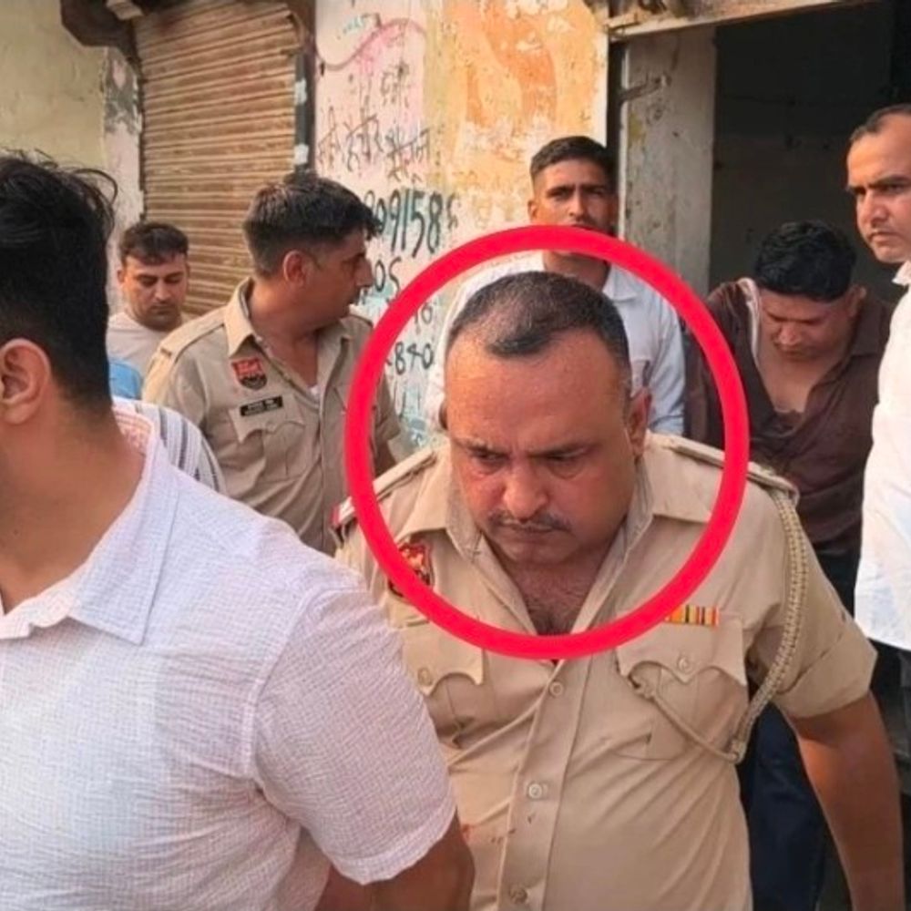 उकलाना में फर्जी पुलिसकर्मी बनकर 4 लाख की ठगी:रुपए कई गुना करने का लालच दिया, गिरोह के 3 सदस्य गिरफ्तार