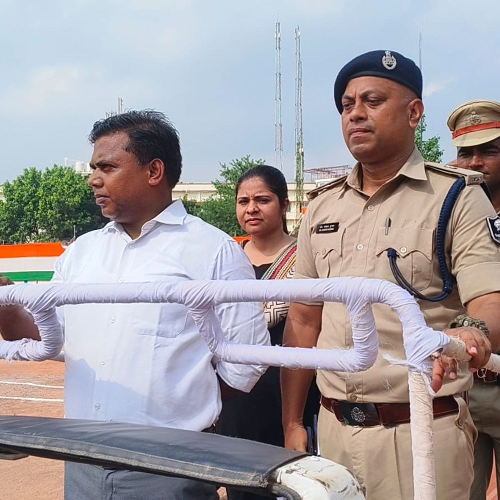 शेखपुरा में स्वतंत्रता दिवस की अंतिम रिहर्सल:DM ने परेड का इंस्पेक्शन कर ली सलामी, तैयारियां पूरी