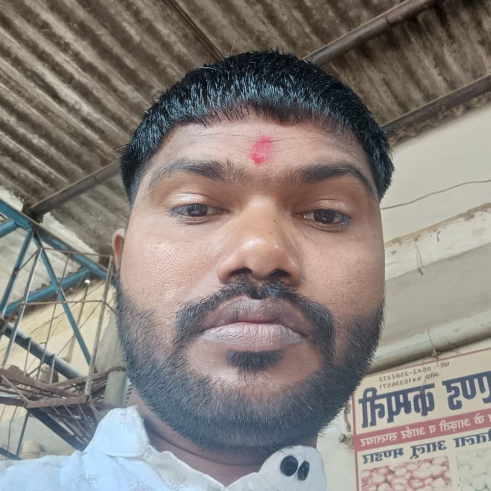 चंदौली: सड़क हादसे में घायल व्यापारी विजय गुप्ता का निधन:एक महीने तक चला इलाज, रविवार शाम को तोड़ा दम
