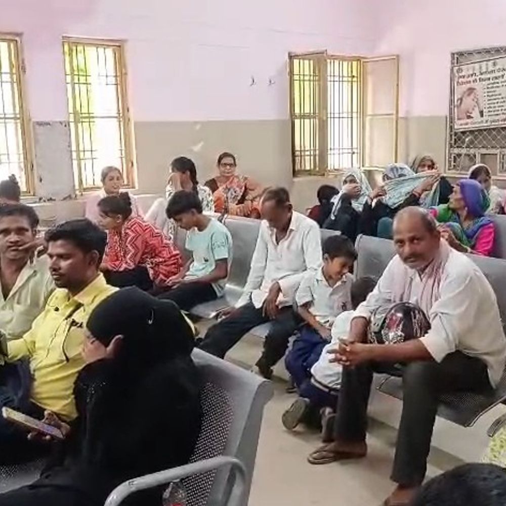 महिला अस्पताल में एसीएस टीम को मिलीं खामियां:उन्नाव लाहकार टीम ने किया औचक निरीक्षण, दिए सुधार के निर्देश