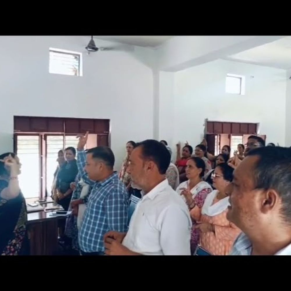 बनत में शिक्षकों का प्रशिक्षण जारी:बच्चों को कविताओं से पढ़ाने के आसान तरीके बताए गए