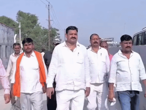 गयाजी- जमीन कब्जाने, मारपीट के आरोप में प्रॉपर्टी डीलर गिरफ्तार:आरोपी भगत यादव का बेटा फरार, पुलिस की तलाश जारी; प्रॉपर्टी डीलिंग से जुड़ा रहा है परिवार