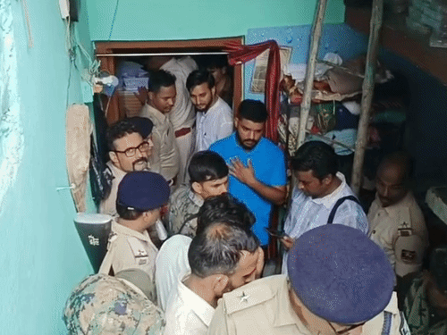 नवादा में महिला और 2 बेटियों की मौत:मर्डर या सुसाइड की आशंका, पुलिस जांच में जुटी