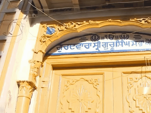 पाकिस्तान में 200 साल पुराना गुरुद्वारा गिराया:मॉल बनाने की तैयारी, बलूचिस्तान में विरोध; BJP बोली- सिखों की विरासत खत्म करने की कोशिश