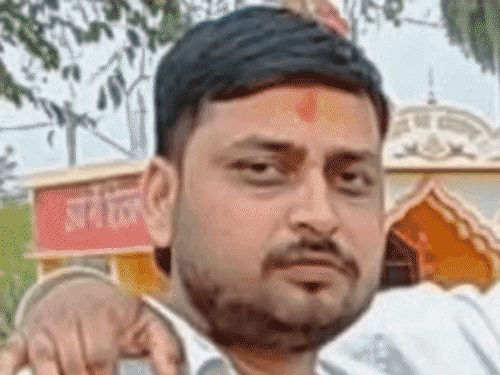 पटना में ट्रेवल एजेंसी के मालिक की संदिग्ध मौत:परिजन बोले-वीडियो कॉल पर ब्लैकमेल कर रही थी महिला, उसी दौरान हुई मौत; पीएम रिपोर्ट का इंतजार
