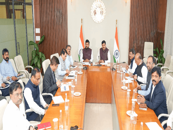 सागर-नीमच समेत 5 नए एयरपोर्ट बनेंगे:सिंगरौली से होगी शुरुआत, 10 हवाई पट्टियों को एयरपोर्ट बनाने पर काम शुरु