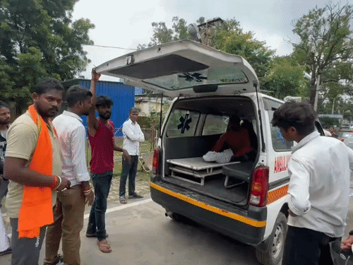 पिता ने 6 माह के बच्चे को पटककर मार डाला:घरेलू विवाद के दौरान आरोपी ने बच्चे को बेड से उठा बाहर फर्श पर पटका, पिता गिरफ्तार