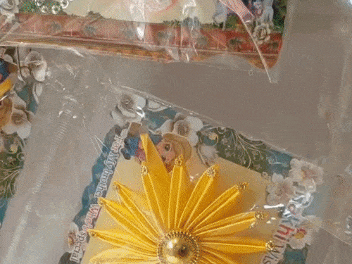 रक्षाबंधन को लेकर नालंदा के बाजार सजे:भगवान की आकृतियों से लेकर ब्रेसलेट और फूल वाली राखियां उपलब्ध;10 फीसदी तक बढ़े दाम