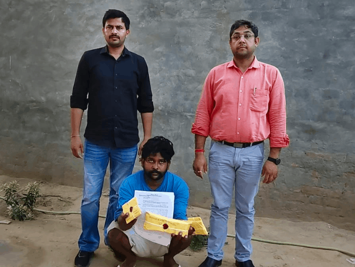 सिरसा में दो नशा तस्कर गिरफ्तार:3,690 नशीली गोलियां और कैप्सूल बरामद; नेटवर्क की तलाश में जुटी पुलिस