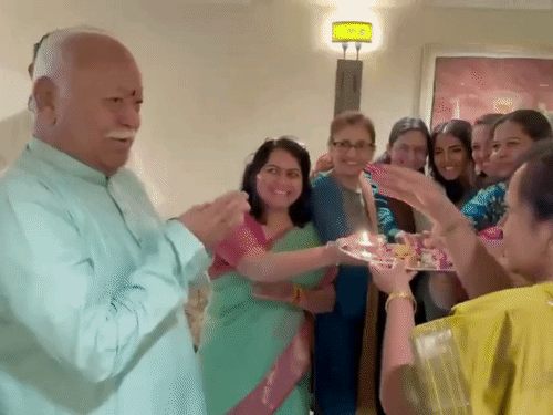 भागवत अमेरिका में, 29 को मेडिसन स्क्वेयर में कार्यक्रम:न्यूयॉर्क मेयर ममदानी बोले- RSS की रैली को समर्थन नहीं, बांटने वाली विचारधारा का विरोध